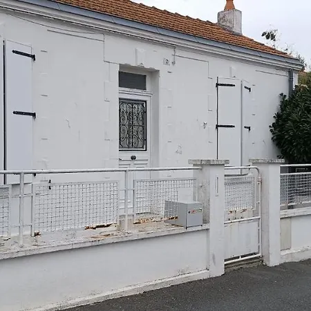 Maison De Familiale 度假居 *