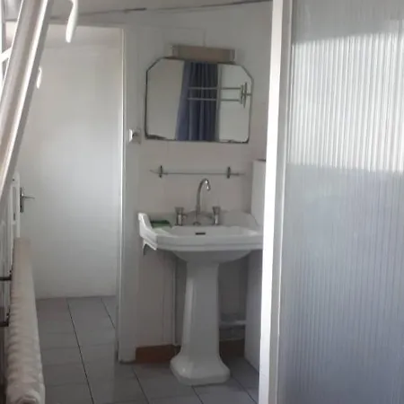 בית נופש Maison De Familiale *